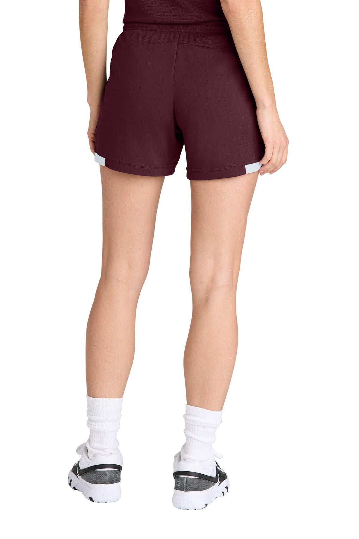 #color_maroon/ white