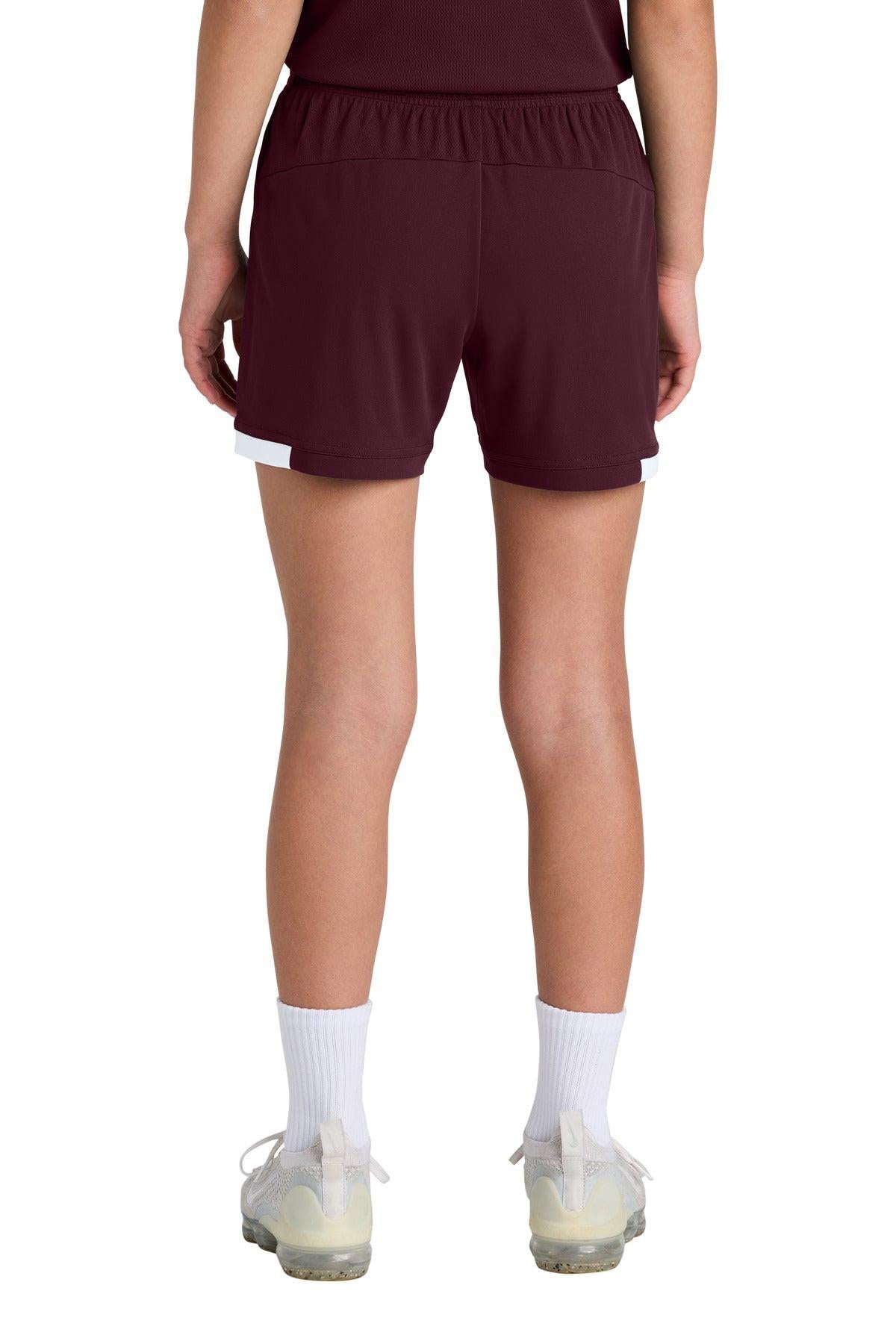 #color_maroon/ white